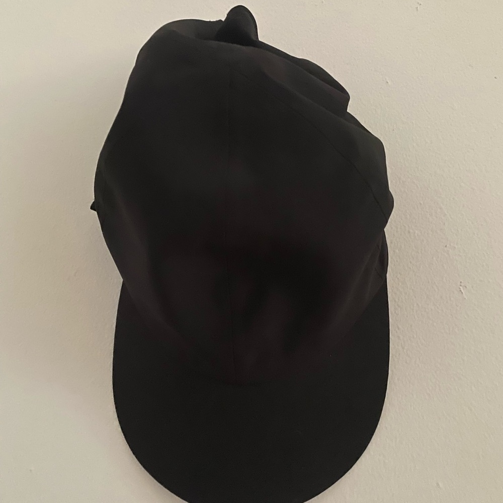 Uniqlo Black Cap Brand New
